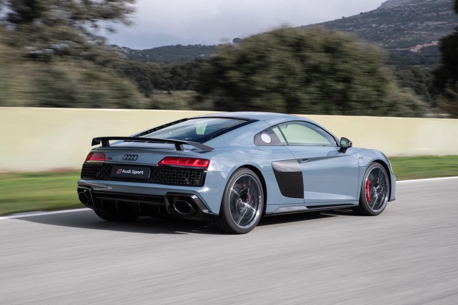  Audi R8 V10 Performance 2019 года  (WW) (фото 40 из 43)